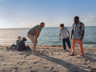 Netfliks objavio trejler za komediju "72 sata" sa Kevinom Hartom(Video)