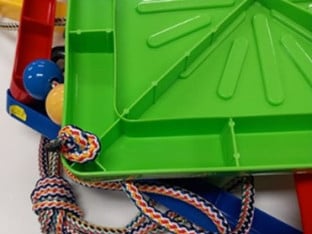 Са тржишта повучена три модела пластичне љуљашке за дјецу
