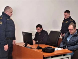 Selimoviću 45 godina robije za ubistvo supruge i sina