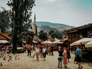 Sarajevo briše tragove Srba