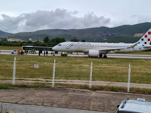 Drama u Hrvatskoj: Avion sa 132 putnika izletio s piste (VIDEO)