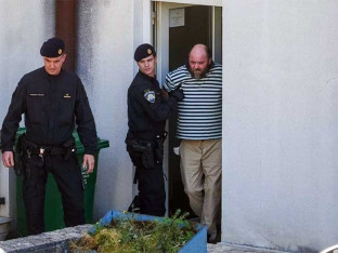 Tragedija u Drnišu otvorila pitanje rada pravosuđa: Kako je Aleksić bio na slobodi uprkos ilegalnom oružju?