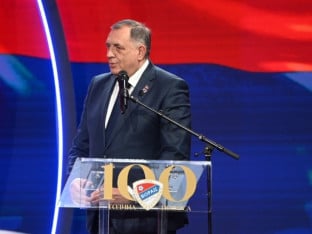 Додик позвао да се формира организациони одбор за изградњу новог стадиона у Бањалуци