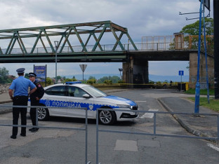 Gradiška: Završen uviđaj urušavanja dijela mosta, tužilac zatražio izvještaj
