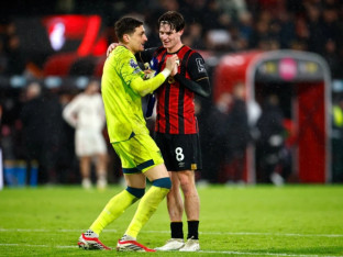 Bornmut zaustavio Siti, Arsenal šampion