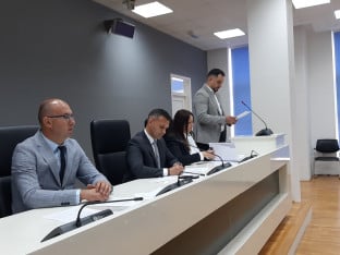 Istočno Novo Sarajevo: Na svečanoj sjednici donesene odluke o priznanjima