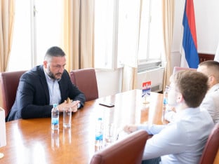 Савез средњошколаца РС: Бесплатан превоз поново у фокусу