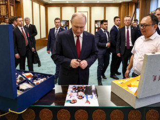 Dirljiv trenutak: Putin i kineski inženjer obnovili prijateljstvo započeto u djetinjstvu