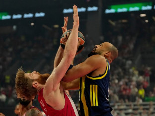 Šta se dešava u Atini, Fenerbahče jedva do koša