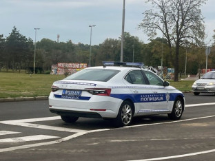 Tragedija u Srbiji: Dva mladića poginula u direktnom sudaru