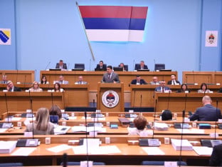 Narodni poslanici o zatvaranju OHR-a: Ovo je ključni trenutak