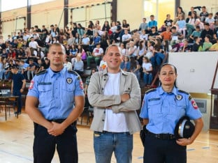 Полиција и инфлуенсер у акцији: „Оружје не штити, оружје убија“