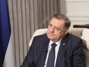 Додик: Докторанди неће остати без посла