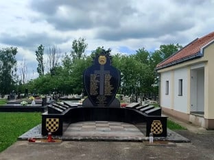 Evo kako izgleda preuređeni spomenik HVO kod Dervente