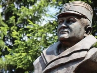 Obilježene 23 godine od smrti general-pukovnika Momira Talića