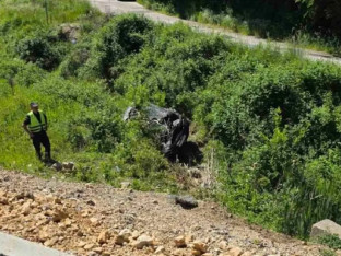 Stravična nesreća u Crnoj Gori: Vozač i suvozač stradali na licu mjesta