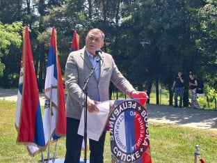 Додик: Трг у Бањалуци назвати по генералу Момиру Талићу