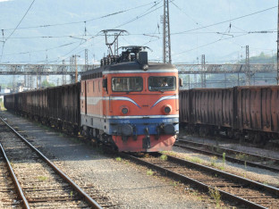Влада Српске скројила закон: У кирији виде спас за ЖРС
