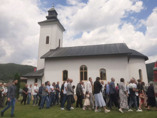 Велики празник у Устиколини: Света Тројица окупила вјернике из цијелог региона