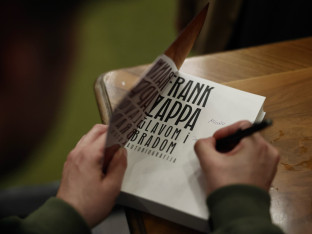 Treći dan festivala "Imperativ" u Banjaluci: Od dječije "Bajkovnice" do književnih svjedočanstava o Frenku Zapi