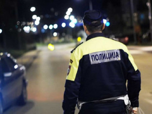 Vozio "porše" bez vozačke, pa odbio da se testira na drogu