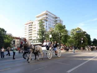 Дефиле кочија у Бањалуци