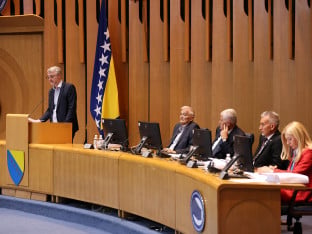 Dom naroda i nakon tri sata rasprave bez dnevnog reda