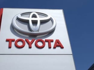 Toyota у кризи због проблема са моторима