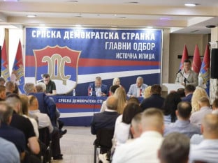 Sijevaju varnice na sjednici GO SDS-a: Ko hoće fuziju, a ko je glineni golub