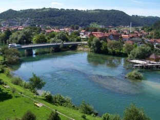 Šta nakon ostavke  gradonačelnika  i načelnika u Srpskoj?