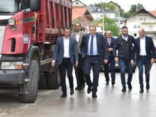 Пројекат вриједан 1,2 милиона КМ: Почела санација Старе приједорске цесте