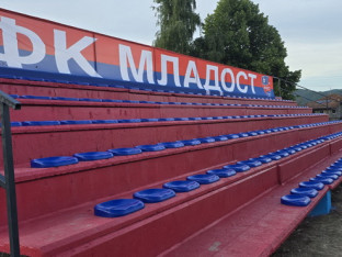 Mladost "umiva" stadion za jubilej