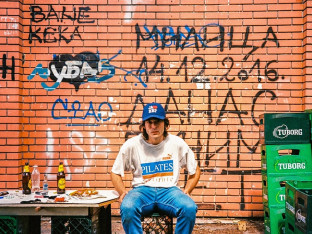 "Proto tip" najavljuje drugi album: Let u prostoru između ljubavi i mržnje