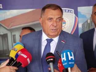Додик: Тежити да полиција Српске буде најбоља у региону