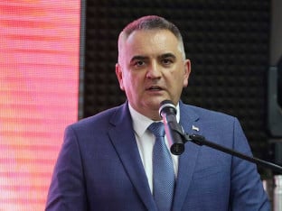 Minić: Slobodu dugujemo borcima, dužni smo da brinemo o njihovim porodicama