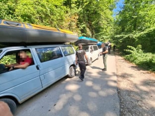 Crnogorska policija kontrolisala više od 1.000 ljudi na Tari: Sankcionisano šest državljana BiH