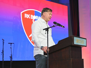 Knežević za "Glas": Novac nije garant uspjeha