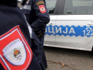 "Seatom" sletio sa kolovoza: Povrijeđen vozač i Šekovića