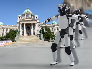 Vučić o robotima koji će igrati Moravac: Ne traže pauzu ni slobodan vikend