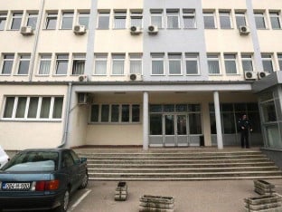 Pljačkašu pumpi pet i po godina zatvora