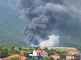 Дим се и даље шири из Уборка: На пожаришту нема ватре, али опасност није прошла