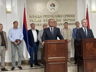 Potpisan poseban kolektivni ugovor za zaposlene u javnim službama