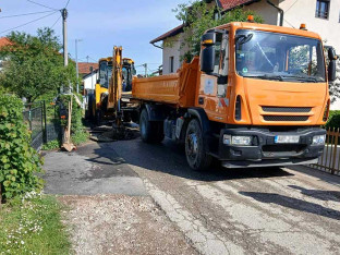 Огорчени мјештани у Трну: “Сваког љета иста прича, немамо основне услове за живот!”