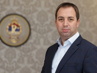 Selak: Paljenje zastave Republike Srpske je sraman čin vandalizma