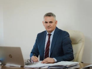 Milić se oglasio nakon prijetnji da će mu „polomiti noge“ zbog zastave Srpske