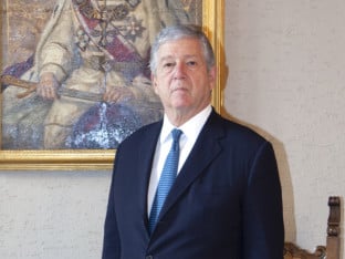 Принц Александар Карађорђевић честитао Видовдан: Срби морају јачати јединство
