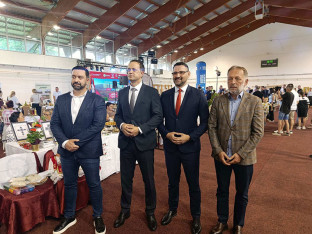 Клокић на сајму у Рибнику: Домаћини овог краја радом и трудом желе да допринесу развоју својих локалних заједница
