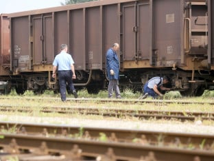 Запослени у "Жељезницама" огорчени, из управе обећавају: Мајска плата данас на рачунима?
