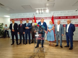 Vladajuća koalicija podržava kandidate SNSD-a