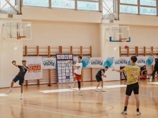 Rekordan broj učesnika na 10. jubilarnom rukometnom kampu "Jahorina 2026"
